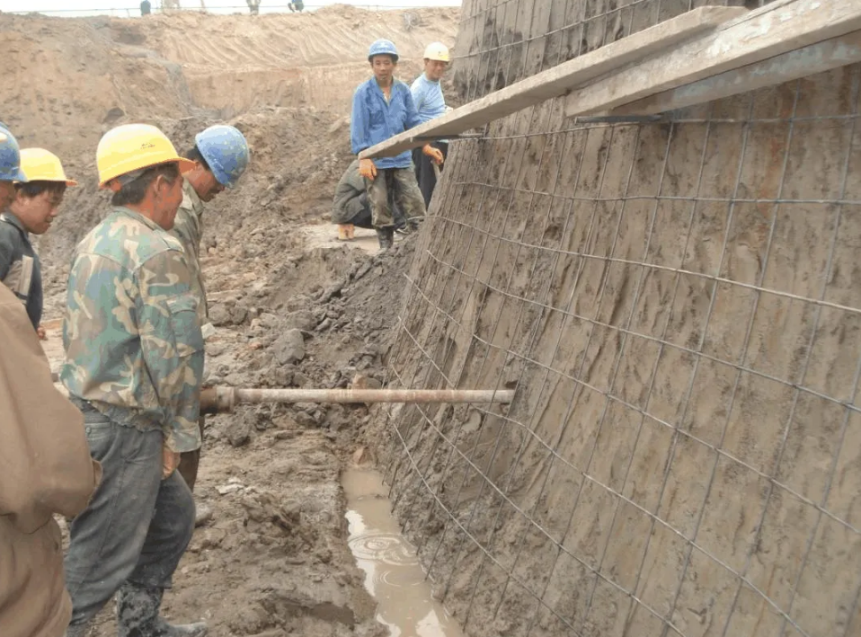 蚌埠常见基坑支护开挖事故的原因分析与处理方法